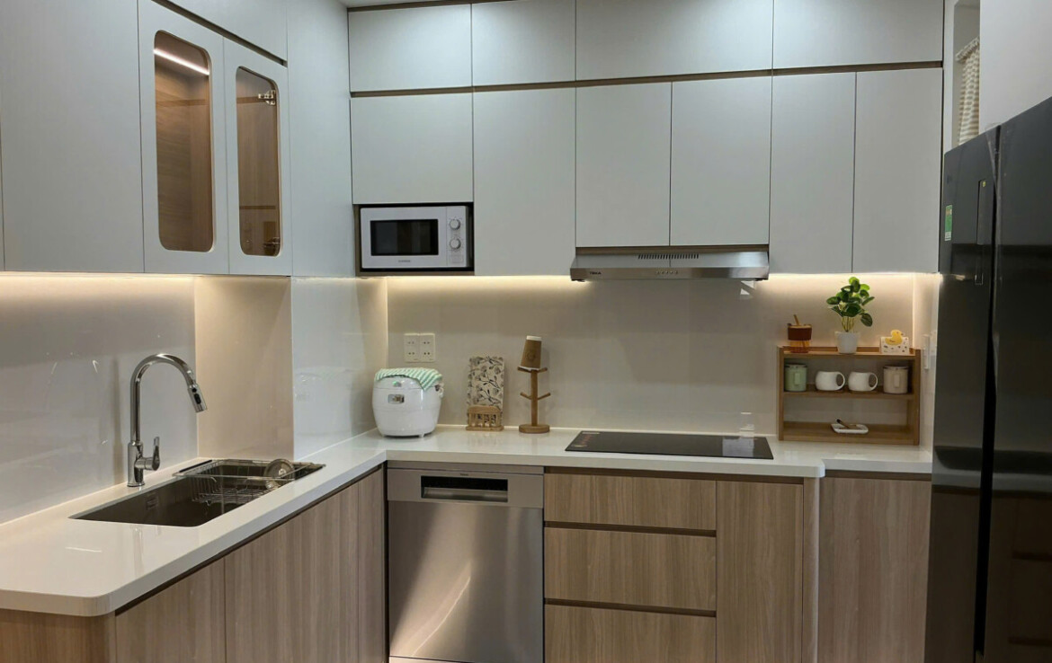 khong gian bep can ho ban 2 1170x738 - Giá mua bán căn hộ 3pn góc 72m2 tòa 14a chung cư Sky Garden 3 phường Tân Hưng T1/2026