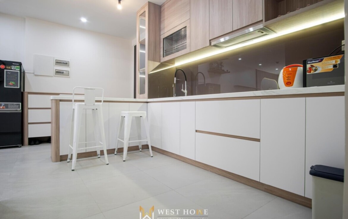 khong gian bep rong rai 1170x738 - Giá mua bán căn hộ 2pn số 02 tòa B chung cư Hưng Phúc Premier phường Tân Mỹ T1/2026