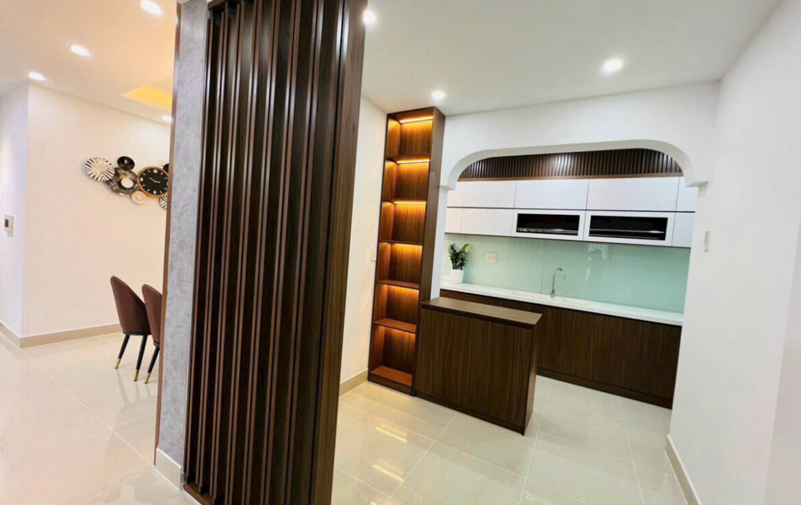 khong gian bep rong rai 9 1170x738 - Hàng hiếm, bán căn hộ 4pn chung cư Star Hill phường Tân Mỹ giá 11,9 tỷ
