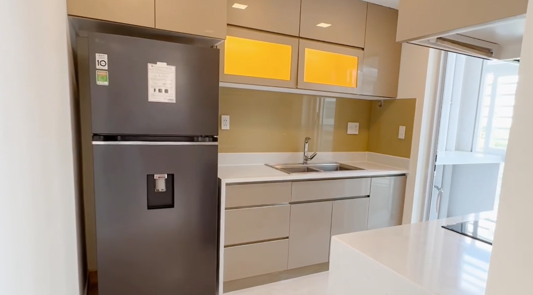 khong gian bep trong can ho ban - Giá mua bán căn hộ Duplex 3pn tòa G chung cư Star Hill phường Tân Mỹ T1/2026