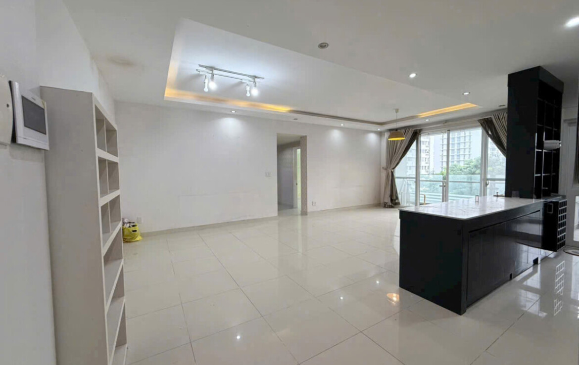 khong gian bep va phong khach 1170x738 - Giá mua bán căn hộ 3pn tòa B chung cư Riverpark Residence phường Tân Hưng T1/2026