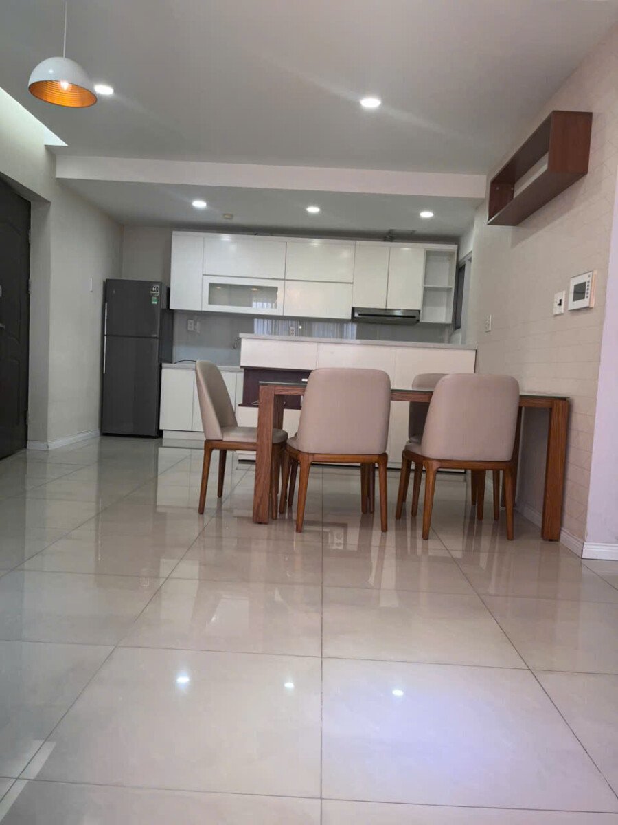 khong gian phong an va bep - Giá mua bán căn hộ 3pn tòa N chung cư Happy Valley phường Tân Hưng T2/2026