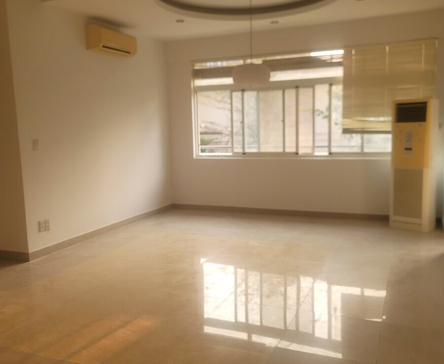 khong gian phong khach rong rai 2 900x738 - Giá mua bán căn hộ 3pn tòa A chung cư Cảnh Viên 2 phường Tân Mỹ T1/2026