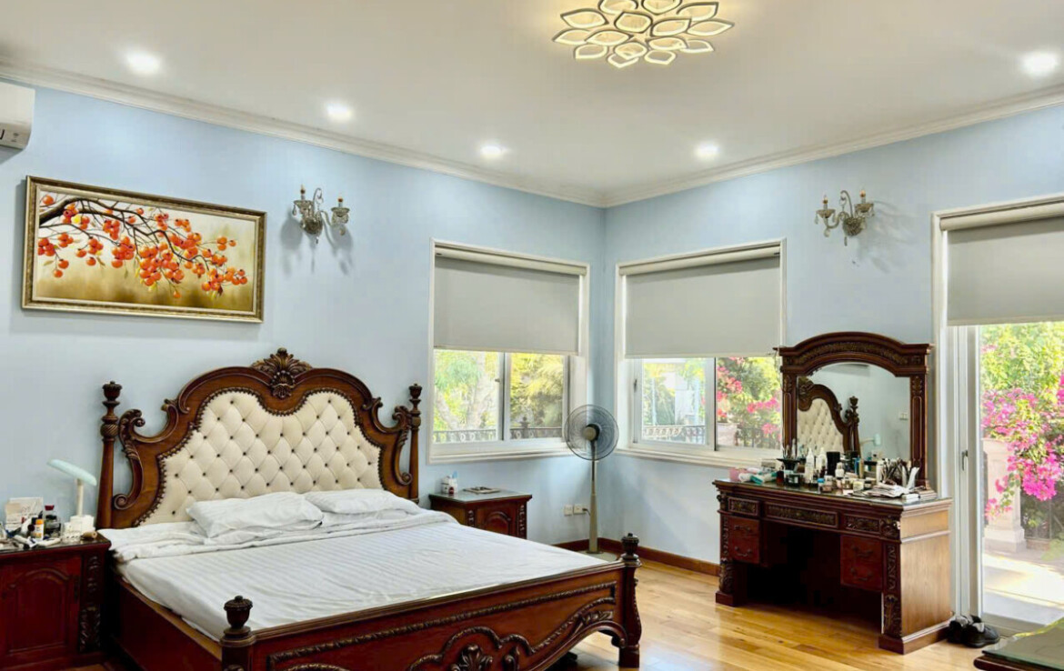 nha biet thu co 6pn rong rai day du noi that nhu hinh 1170x738 - Giá cho thuê nhà Biệt thự 6pn số 230 nội khu Phú Gia phường Tân Hưng T2/2026