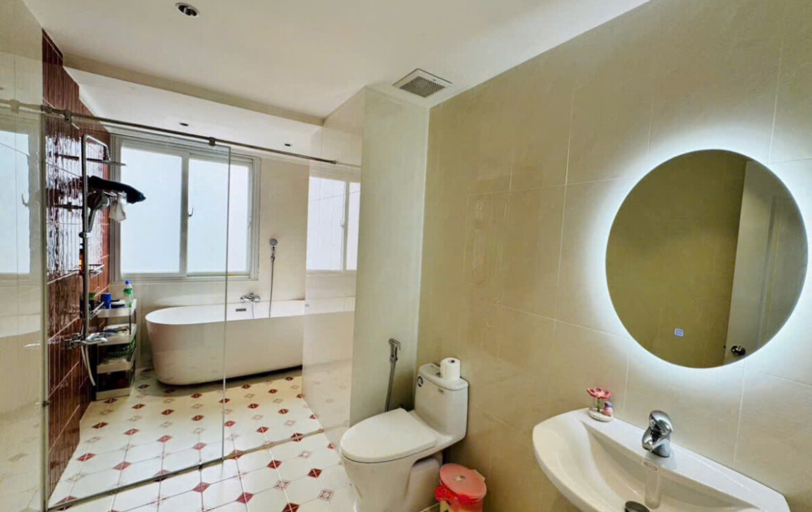 penthouse co 3 nha tam hoan thien nhu hinh 1170x738 - Giá mua bán Penthouse 4pn chung cư Mỹ Tú 1 phường Tân Hưng T1/2026