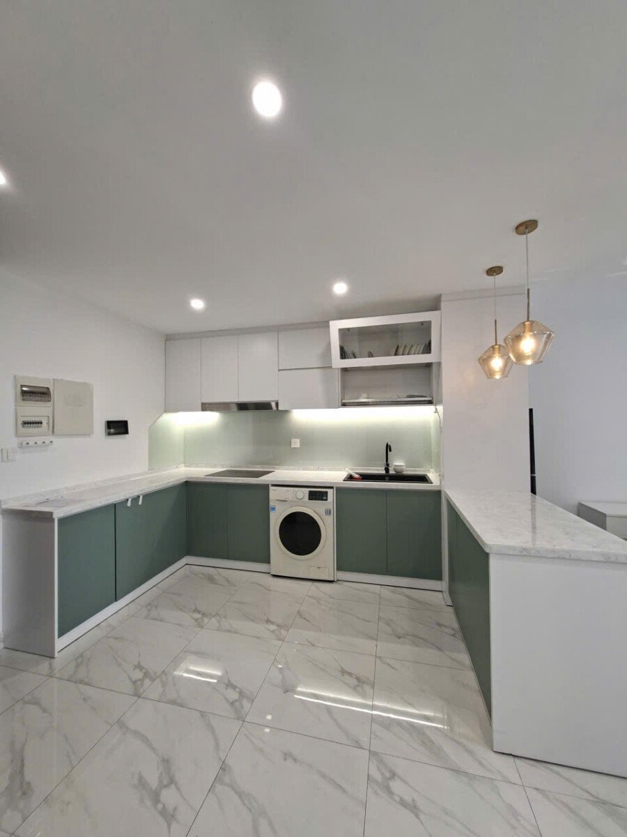 phong bep day du thiet bi 1 - Cho thuê nhanh Shop House Midtown Tòa M7. Vừa ở vừa kinh doanh. DT 70m2 Đủ nội thất- 1 phòng ngủ-1wc- Giá 19 Triệu/Tháng