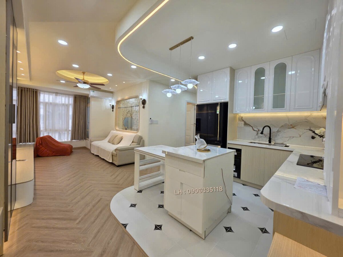 phong bep hien dai can ho sky can ban - Bán căn góc tại Sky Garden 3. DT 72m2 Nhà đẹp-mới 100%- Thiết kế 3 Phòng ngủ-2wc- Nội thất như hình- Giá 6.590 Tỷ