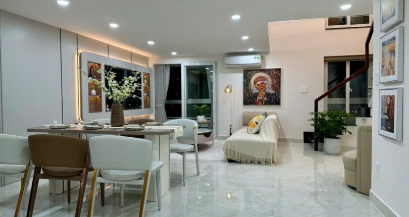 Bán căn Duplex Sky Garden 1. DT 120m2 Nhà đẹp- Mới 100%- Thiết kế 4 phòng ngủ-2wc- View nam- Giá 8.1 Tỷ