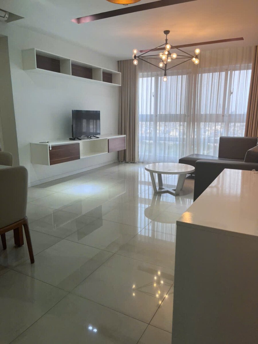 phong khach can ho ban 41 - Giá mua bán căn hộ 3pn tòa N chung cư Happy Valley phường Tân Hưng T2/2026