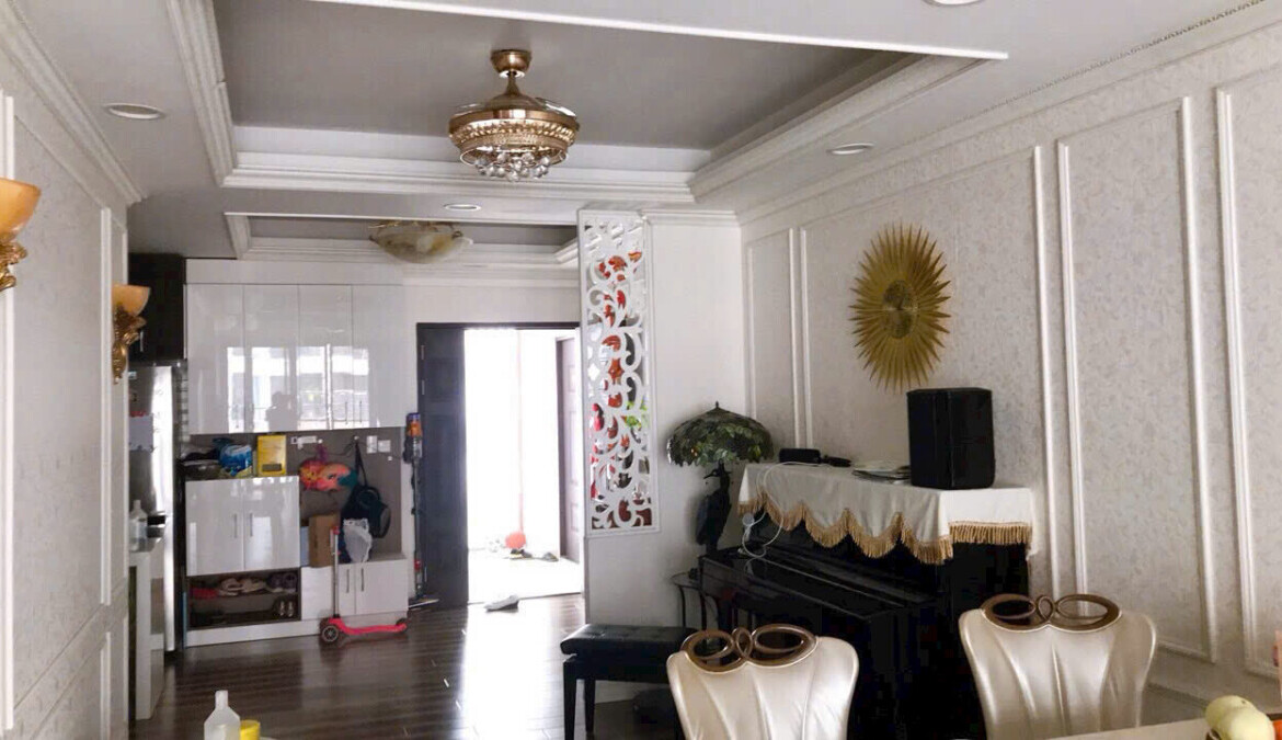 phong khach can ho ban 7 1170x675 - Giá mua bán căn hộ 3pn chung cư Scenic Valley 1 phường Tân Mỹ T1/2026