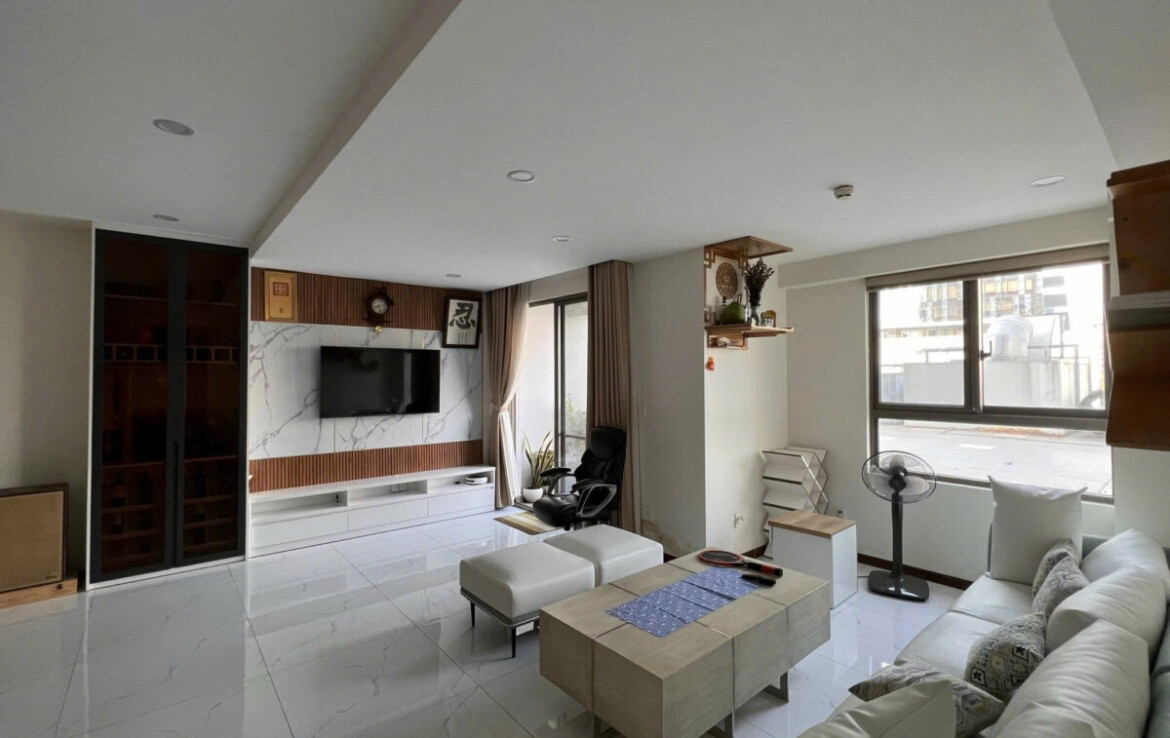 phong khach can ho ssr cho thue 1170x738 - Cho thuê căn hộ Saigon South Residences. DT 95m2 Nhà đẹp- Nội thất cao cấp- 2 Phòng-2wc- Giá thuê 23 Triệu/Tháng