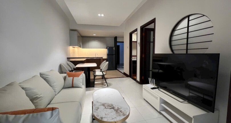 Bán căn hộ Hưng Vượng 3. DT 60m2 Nhà đẹp- View Nam mát mẻ- 2 phòng ngủ-1wc- Lầu trung- Giá 4.7 Tỷ
