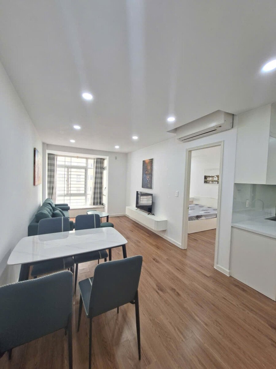 phong khach dep - Cho thuê căn hộ đẹp tại Sky Garden 3. DT 68m2 Nội thất mới- view nam- 2 phòng-2wc- Giá thuê 18 Triệu/Tháng