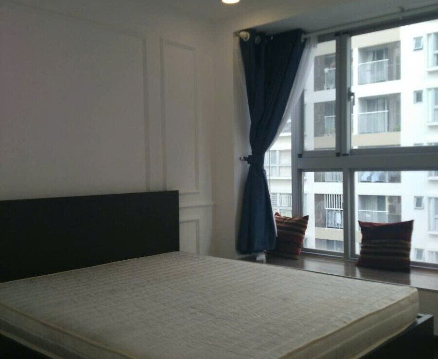 phong ngu can ho can ban gap 3 900x738 - Bán căn góc chung cư Scenic Valley 1, 77m2, 02pn, giá 7.6 tỷ, nhà đang có hợp đồng thuê.