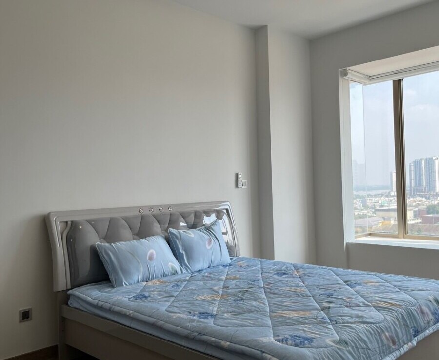 phong ngu can ho can cho thue 6 900x738 - Cho thuê căn hộ 02pn, chung cư The Peak , Phú Mỹ Hưng, giá 34tr/tháng, nội thất mới hoàn toàn.