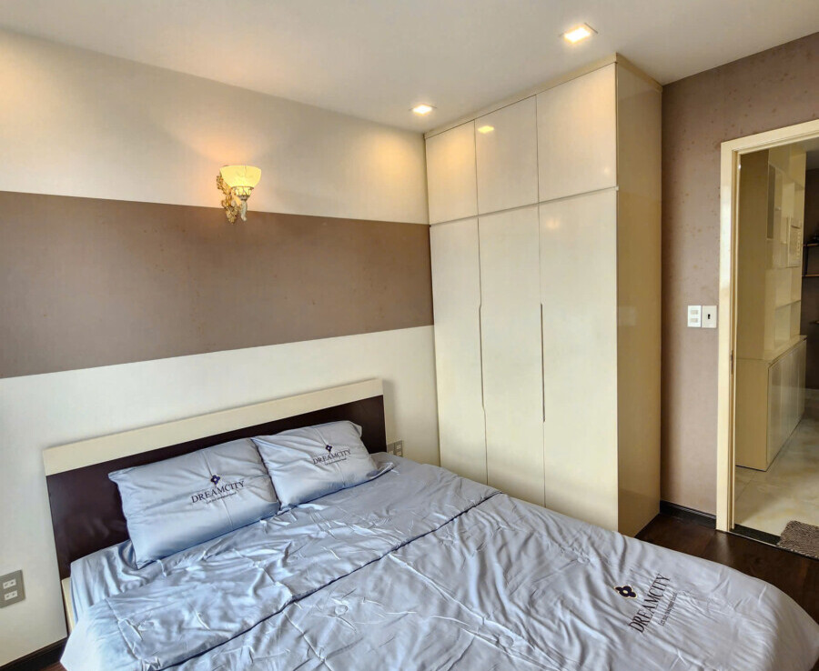 phong ngu can ho cho thue 11 900x738 - Cho thuê căn hộ 71m2, chung cư Scenic Valley 1, 02pn, giá 20tr/tháng, nhà đẹp, đầy đủ nội thất.