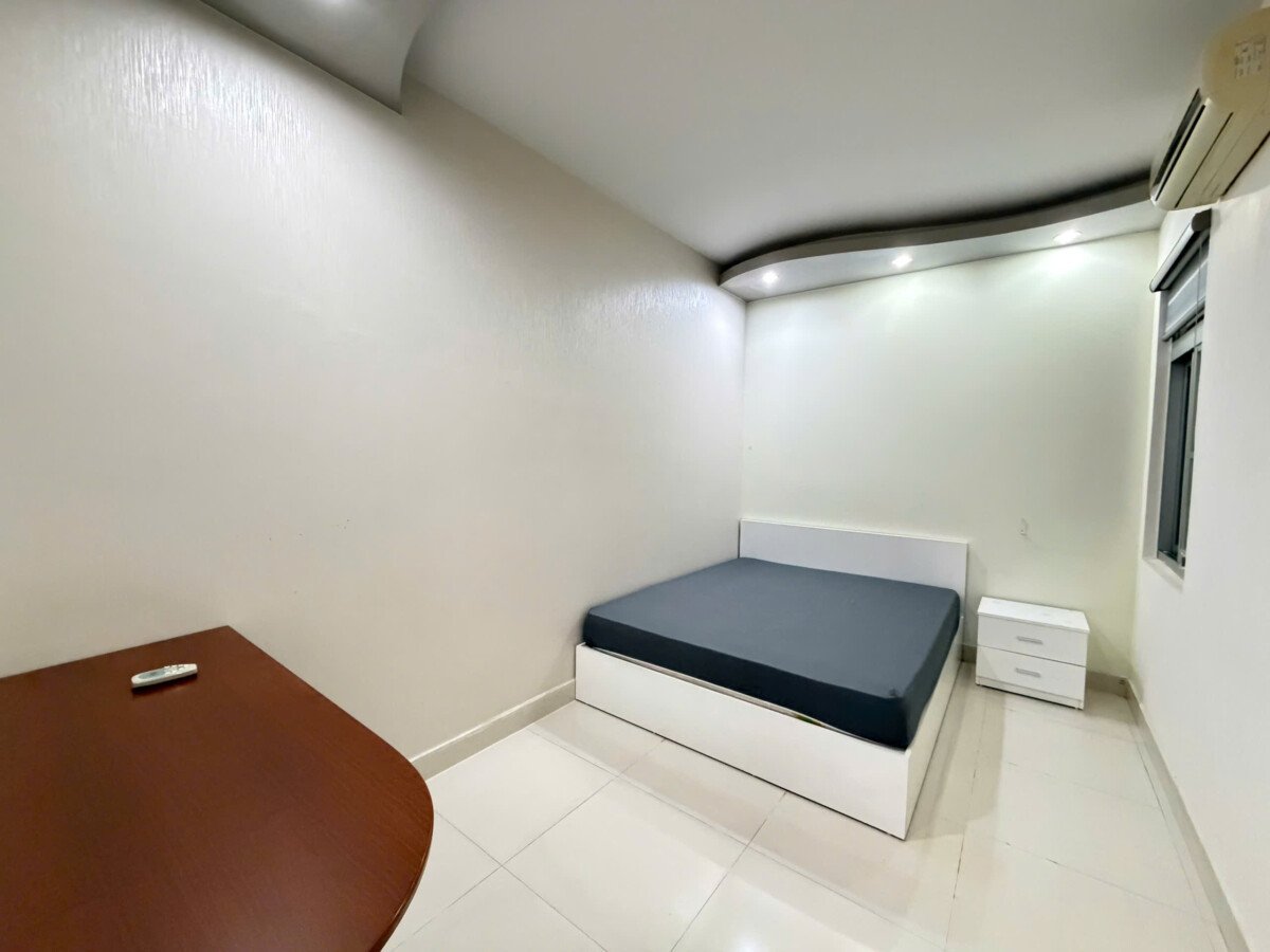 phong ngu can ho sky 2 ban - Bán căn hộ Sky Garden 2. DT 71m2 Nhà đẹp- lầu cao- Thiết kế 2 Phòng 1wc- Nội thất như hình- Giá 5.150 Tỷ