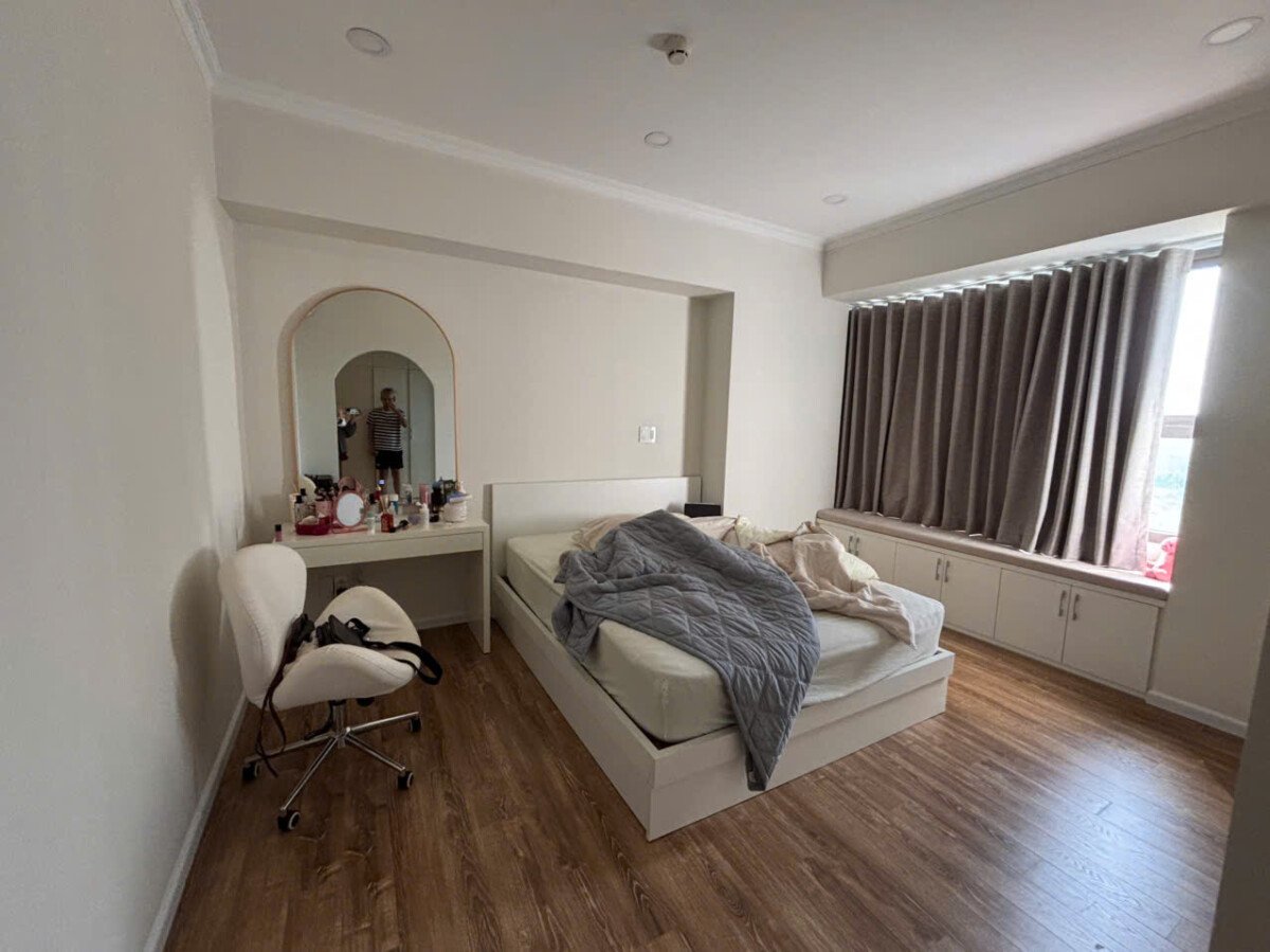 phong ngu chinh - Cho thuê căn hộ Saigon South Residence. DT 104m2 Thiết kế 3 Phòng ngủ-2wc. Đầy đủ nội thất- Giá 21 Triệu/Tháng