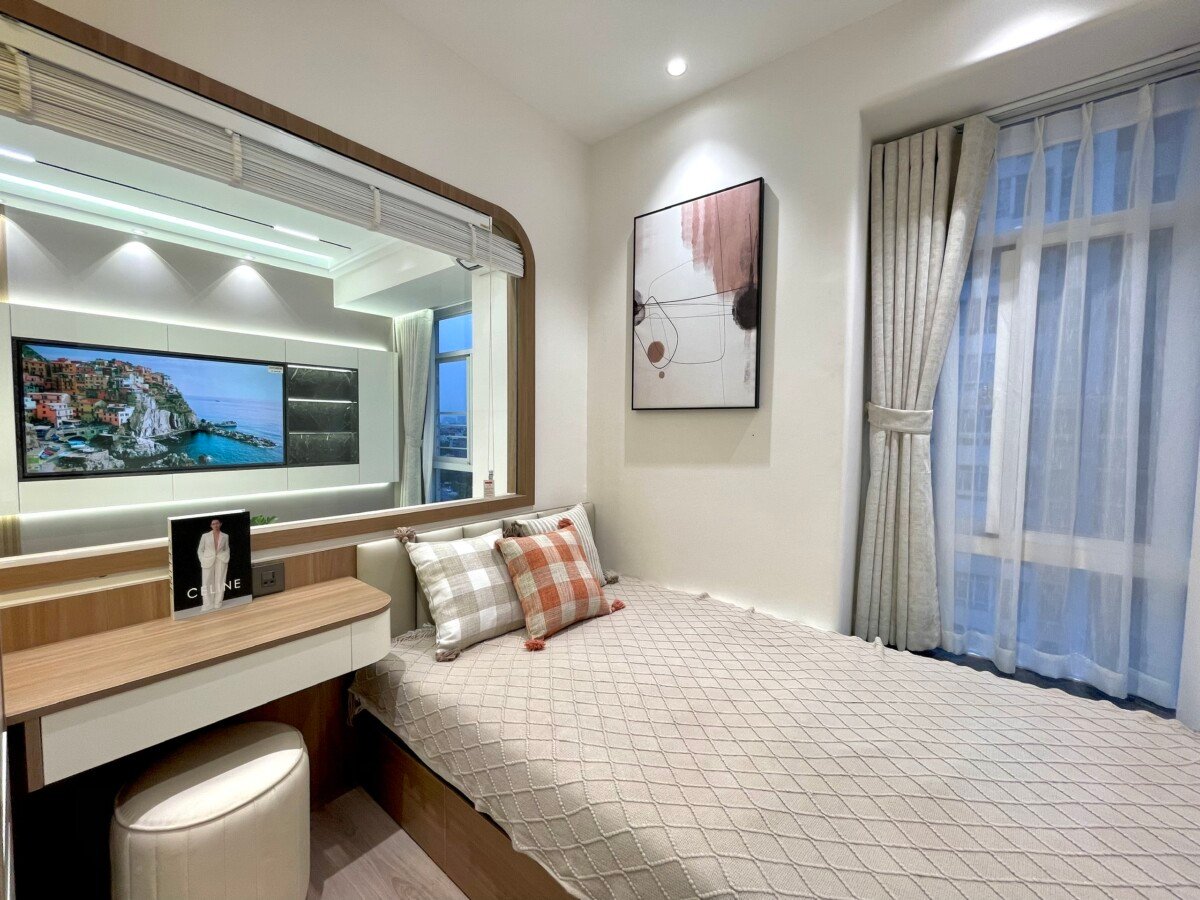 phong ngu dpn nang sang - Cho thuê căn hộ Sky Garden 3. DT 71m2 Nhà đẹp- Nội thất cao cấp- 3 Phòng-2wc- Nội thất đầy đủ- Giá 25 Triệu/Tháng
