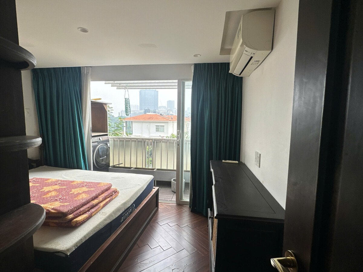 phong ngu lau 1 - Giá mua bán căn hộ Duplex tòa B lầu 3 chung cư Mỹ Cảnh phường Tân Hưng T2/2026