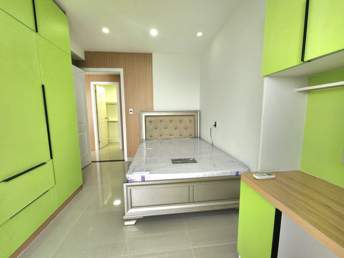 phong ngu nho can ho ban 4 - Giá mua bán căn hộ 3pn căn số 03 tòa A chung cư Green Valley phường Tân Mỹ T1/2026