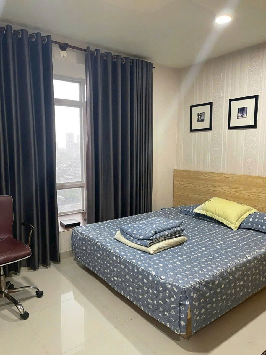 phong ngu nho - Giá mua bán căn hộ 3pn tòa A chung cư Riverside Residence phường Tân Mỹ T1/2026