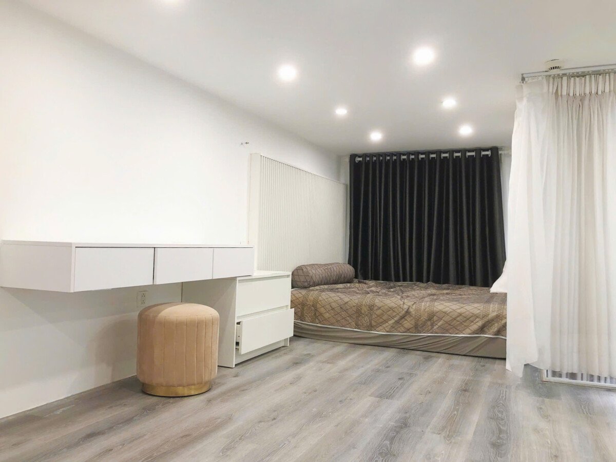 phong ngu tang lung - Cho thuê shop house Midtown Tòa M7- DT 60m2 Nhà đẹp- Vừa ở vừa kinh doanh. Đầy đủ nội thất- Giá 20 Triệu/Tháng