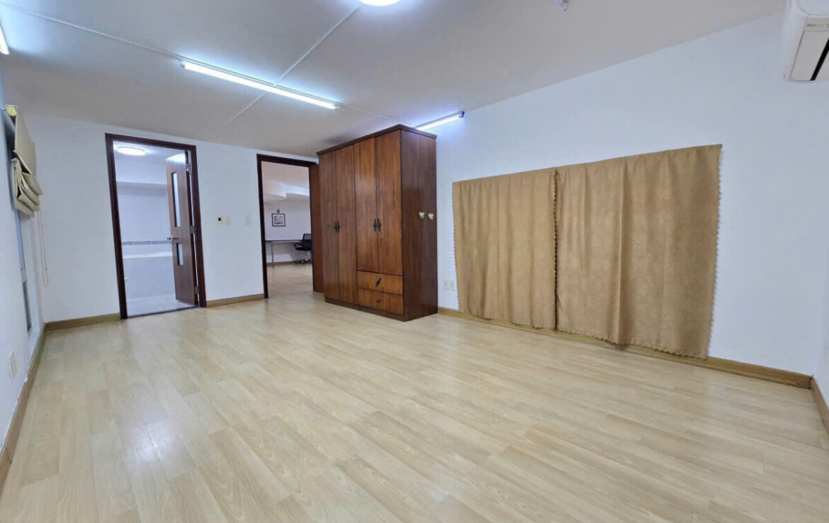 phong ngu view nam mat me 1170x738 - Bán nhanh căn hộ Duplex Sky Garden 1. DT 140m2 Thiết kế 4 Phòng ngủ-3wc- Nhà hiện trạng như hình- Giá 7.8 Tỷ