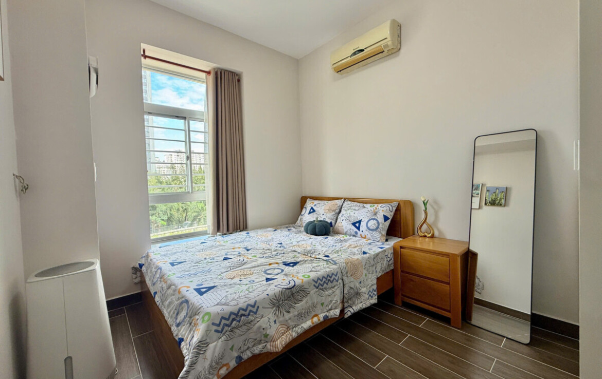 phong ngu view thoang 1170x738 - Bán căn góc Sky Garden 1. DT 91m2 Nhà đẹp- Thiết kế 3 Phòng ngủ-2wc- Nhà trống nhận nhà vào ngay. Giá 6.850 Tỷ