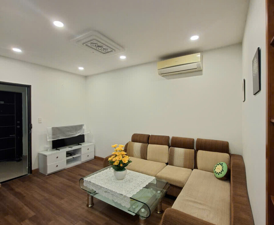 phong sinh hoat chung can ho cho thue 900x738 - Cho thuê căn hộ Sky Garden 3. DT 56m2 Nhà đẹp- Nội thất mới- 2 Phòng ngủ-1wc- Lầu cao- Giá 13 Triệu/Tháng