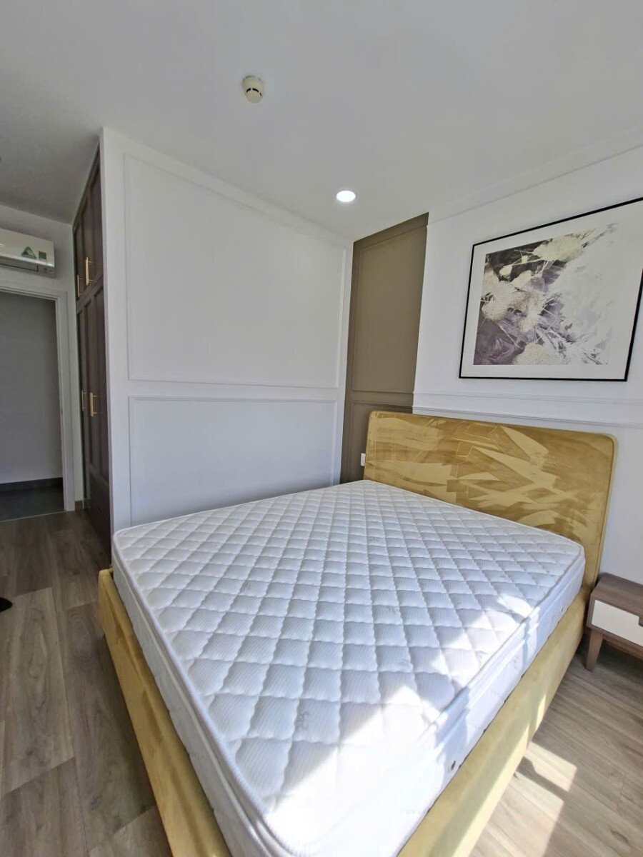 phopng ngu 2 don nang - Cho thuê căn hộ Saigon South Residence. DT 104m2 Nội thất cao cấp- 3 phòng ngủ-2wc- View trực diện hồ bơi- Giá 26 Triệu/Tháng