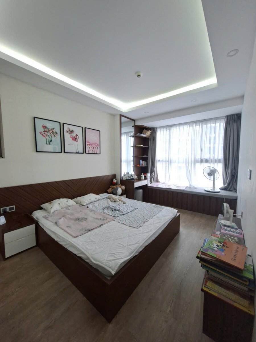 phpng ngu san go can ho cho thue - Cho thuê căn hộ Midtown tòa M7- Nhà đẹp diện tích 82m2 Thiết kế 2 Phòng ngủ-2wc- Nội thất đầy đủ- Giá 26 Triệu/Tháng
