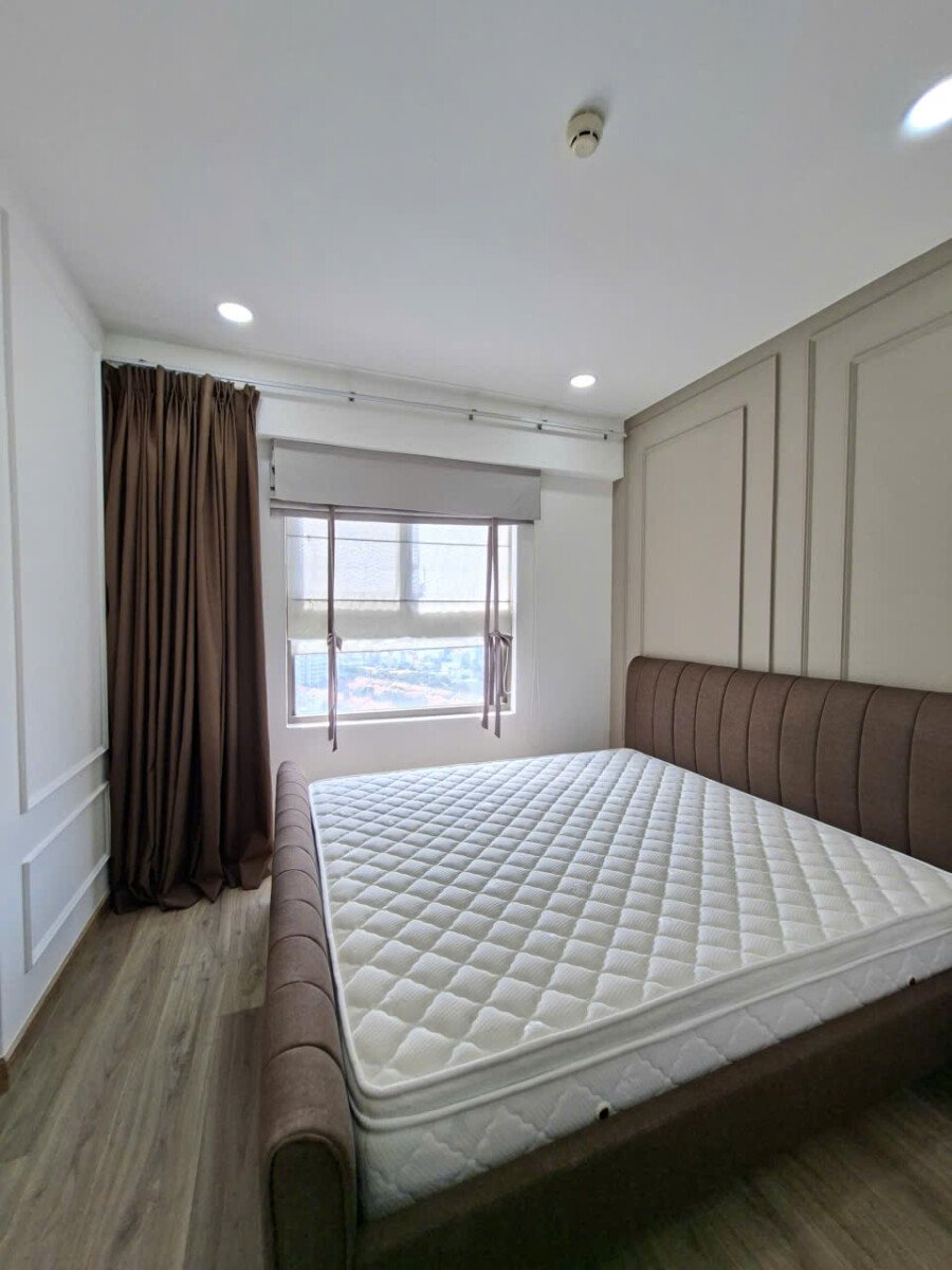 phpng ngu thu 3 cho thue - Cho thuê căn hộ Saigon South Residence. DT 104m2 Nội thất cao cấp- 3 phòng ngủ-2wc- View trực diện hồ bơi- Giá 26 Triệu/Tháng