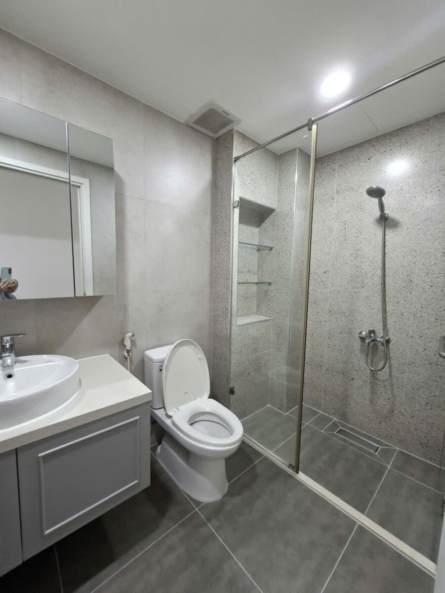 phpong tam thu hai cho thue - Cho thuê căn hộ Saigon South Residence. DT 104m2 Nội thất cao cấp- 3 phòng ngủ-2wc- View trực diện hồ bơi- Giá 26 Triệu/Tháng