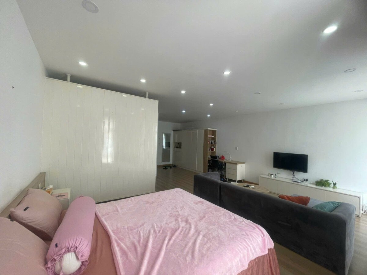 stuido sky 3 can ban - Bán nhanh căn hộ Sky Garden 3. DT 56m2 Thiết kế dạng Studio Đang sẵn khách thuê dài hạn- Giá tốt 4.5 Tỷ
