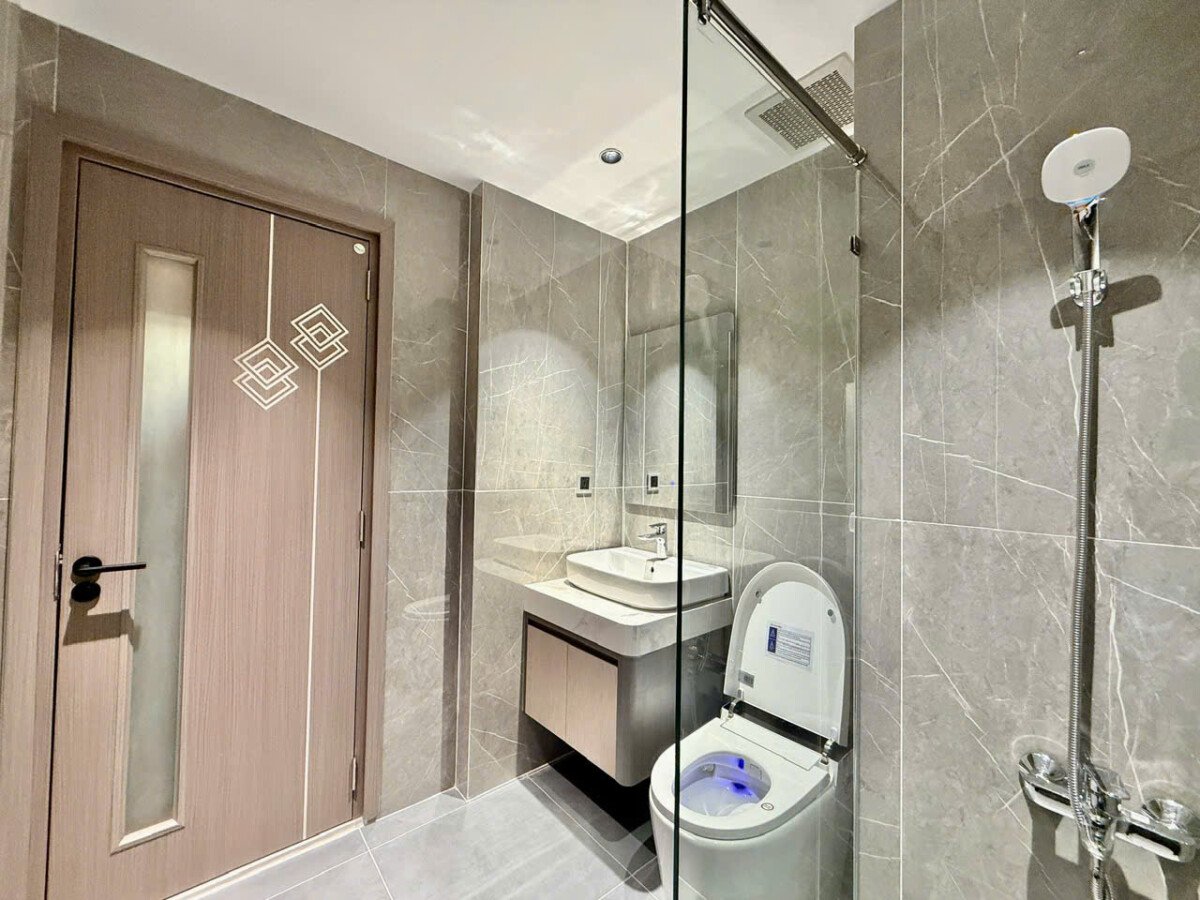 toilet can ho ban - Bán căn hộ đẹp tại Sky Garden 3. DT 56m2 Nhà mới 100% Thiết kế 2 Phòng ngủ-1wc View quận 1 rất đẹp- Giá 5.380 Tỷ