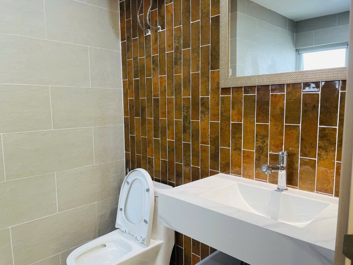 tollet can ho can cho thue - Cho thuê căn hộ 118m2, 03pn, chung cư Grand View A, giá 40tr/tháng, nhà mới, đầy đủ nội thất.