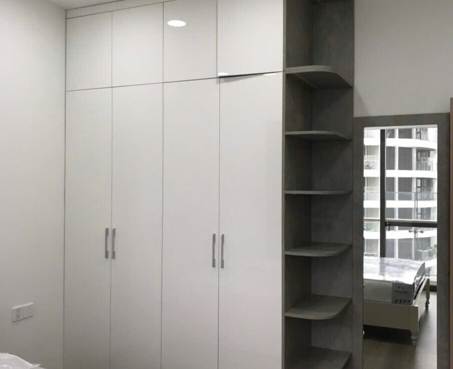 tu quan ao 905x738 - Giá cho thuê căn hộ 3pn số 06 tòa B chung cư Riverpark Premier phường Tân Hưng T1/2026