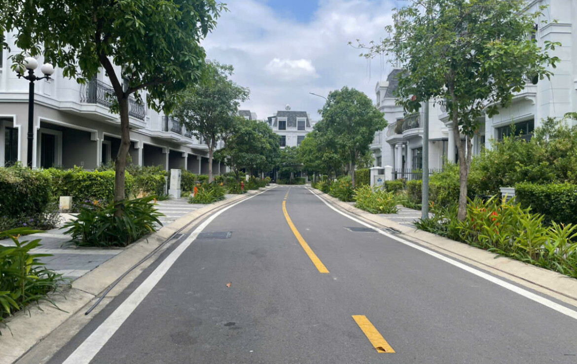 vi tri nha mat duong noi khu kdc 1170x738 - Giá mua bán nhà nguyên căn kdc Amelie Villa Nhà Bè T1/2026
