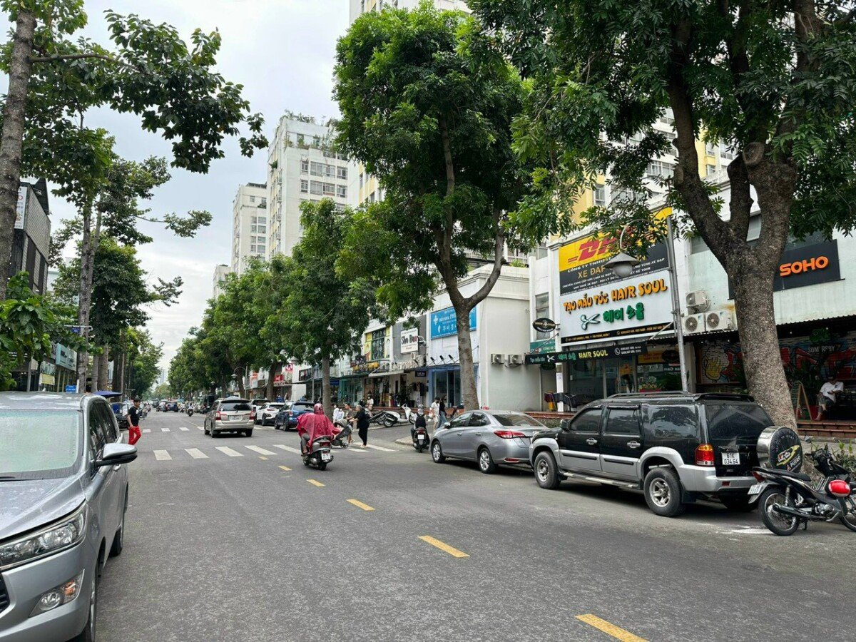 vi tri shophouse mat duong pham van nghi - Giá mua bán Shophouse đường Phạm Văn Nghị chung cư Sky Garden 2 phường Tân Hưng T1/2026