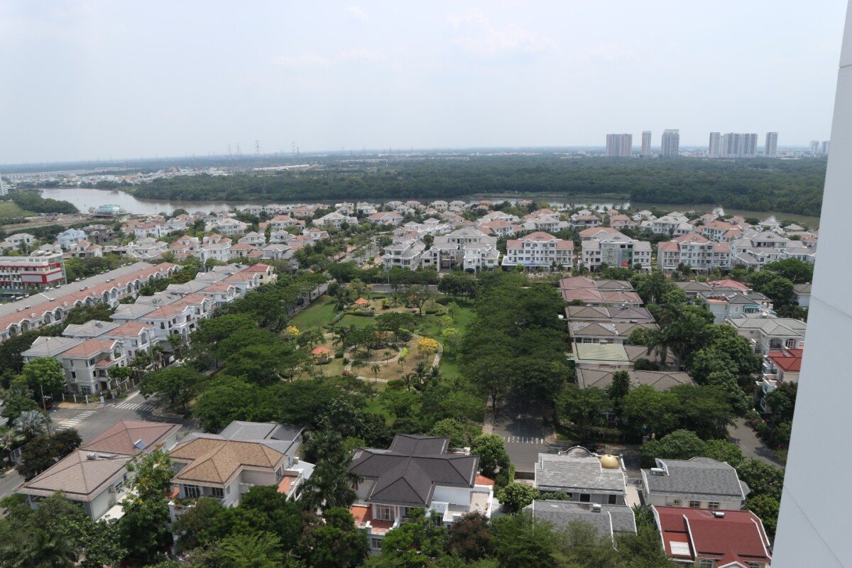 view can ho ban 2 - Bán gấp căn hộ 3pn tòa C view biệt thự chung cư Hưng Phúc Happy Residence giá 9,8 tỷ