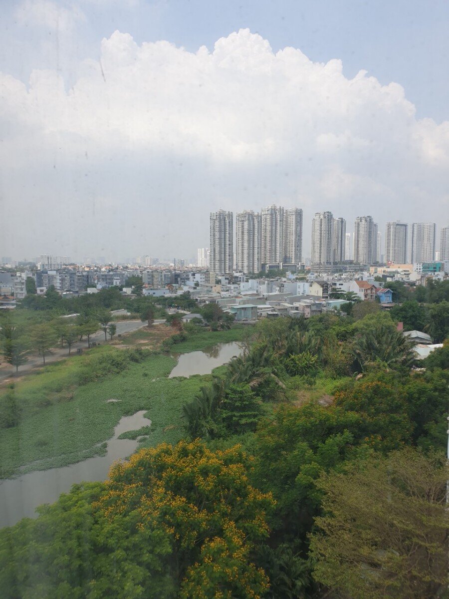 view can ho ban 3 - Bán căn hộ Sky Garden 3. Giá tốt nhất thị trường- DT 70m2 Sẵn khách thuê 13 Triệu/tháng- cửa nam view bắc- Giá 5.2 Tỷ