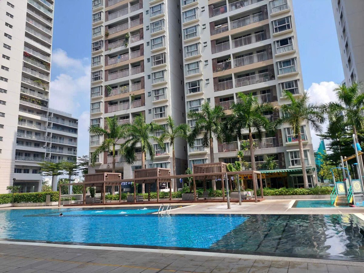 view can ho ban 5 - Bán căn hộ 80m2, chung cư Scenic Valley 1, 02pn , giá 8.1 tỷ, nội thất mới, nhà đang trống xem nhà dễ.