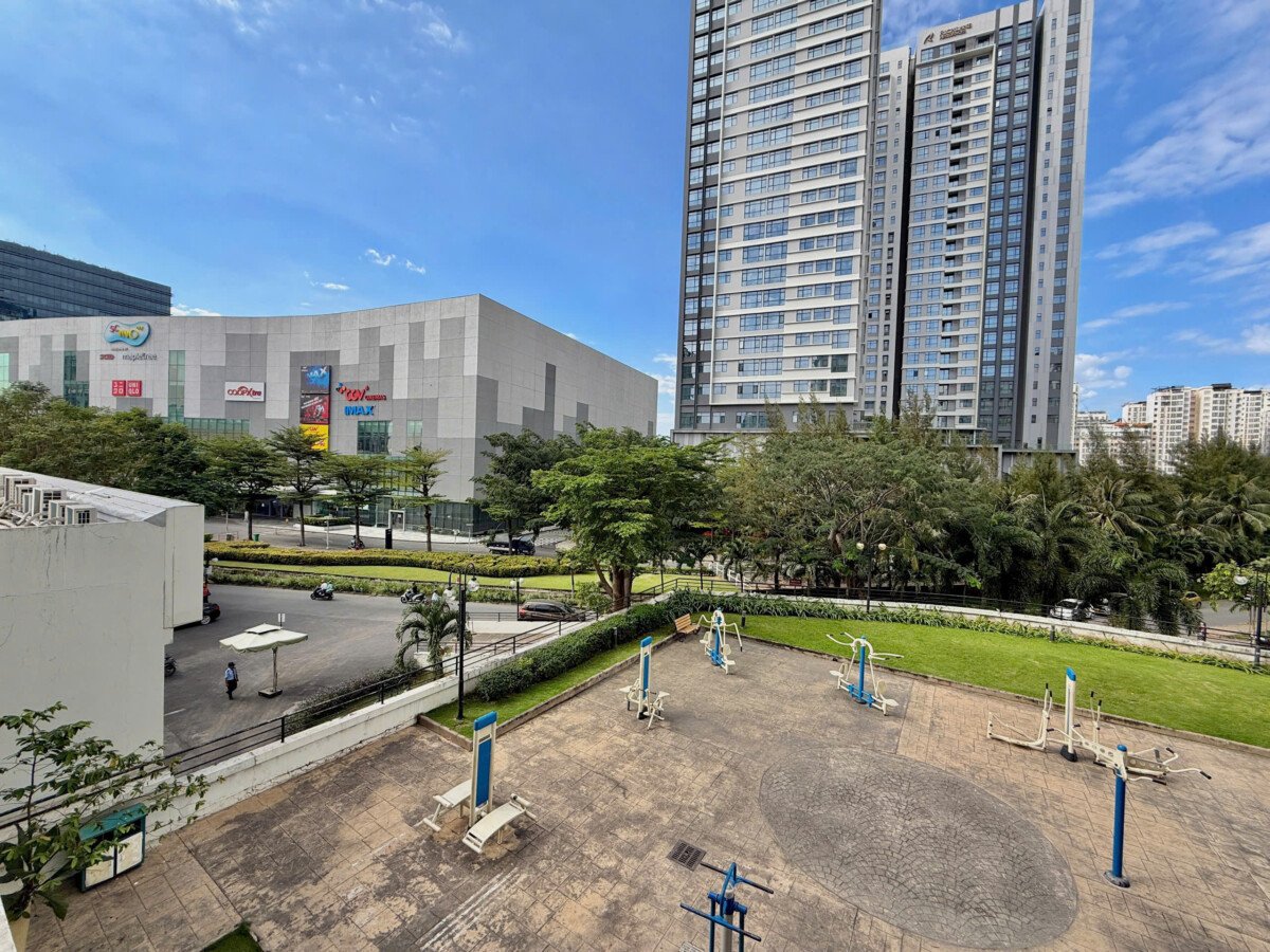 view can ho ban 6 - Bán căn góc Sky Garden 1. DT 91m2 Nhà đẹp- Thiết kế 3 Phòng ngủ-2wc- Nhà trống nhận nhà vào ngay. Giá 6.850 Tỷ