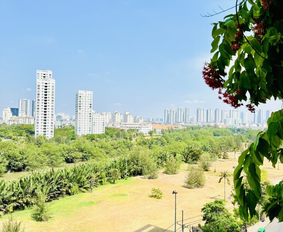 view can ho cho thue 899x738 - Bán căn hộ 133m2, chung cư Scenic Valley 1, nội thất đầy đủ, giá 15 tỷ + 01 ô đậu xe ô tô tầng hầm.