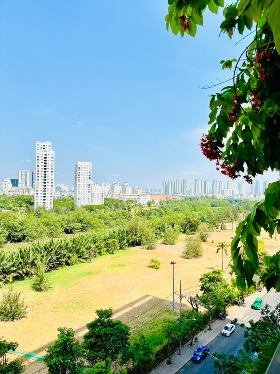 view can ho cho thue - Bán căn hộ 133m2, chung cư Scenic Valley 1, nội thất đầy đủ, giá 15 tỷ + 01 ô đậu xe ô tô tầng hầm.