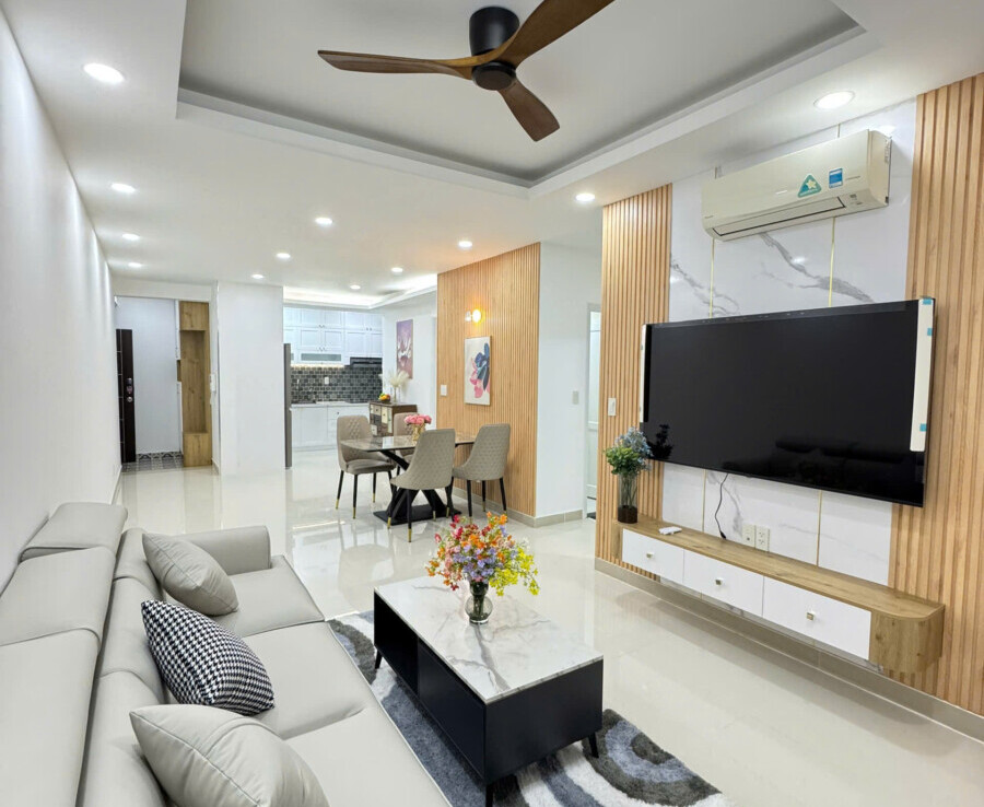 ban can ho sky garden 3 3 1 900x738 - Bán căn góc Sky Garden 3. DT 74m2 Nhà đẹp- 3 Phòng ngủ-2wc- Đang cho thuê 20 Triệu/Tháng- Giá bán 6.5 Tỷ