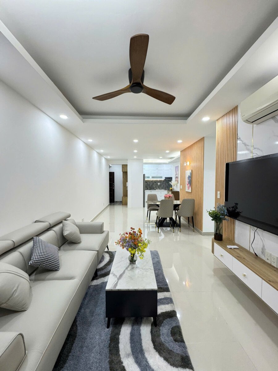 ban can ho sky garden 3 6 - Bán căn góc Sky Garden 3. DT 74m2 Nhà đẹp- 3 Phòng ngủ-2wc- Đang cho thuê 20 Triệu/Tháng- Giá bán 6.5 Tỷ