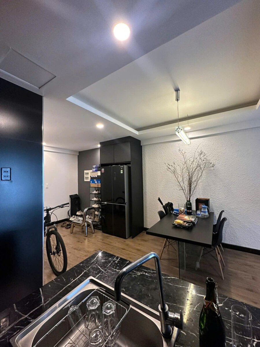 bep rong rai 3 - Bán nhanh căn hộ Scenic Valley 1. DT 71m2 Nhà đẹp- Thiết kế 2 phòng-2wc- Nội thất cao cấp- Giá bán 6.950 Tỷ