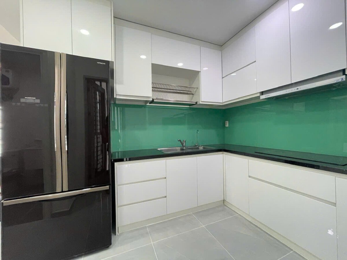 bep rong rai 4 - Cho thuê căn hộ Scenic Valley 1. Căn góc 77m2 Thiết kế 2 phòng-2wc-Lầu cao-View nội khu- Giá 20 Triệu/Tháng